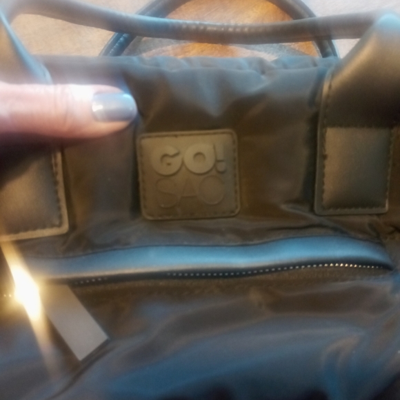 Handbag - Picture 2 of 4